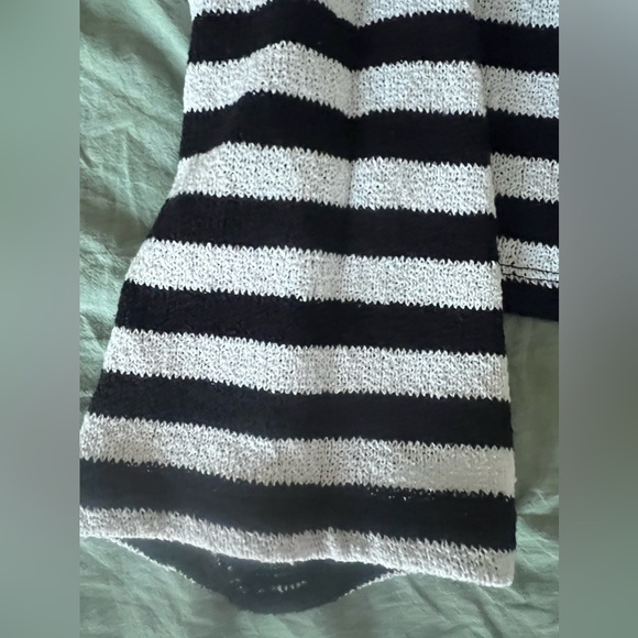 H&M Boxy striped black white jersey sweater wide long sleeves size XS - Picture 6 of 6